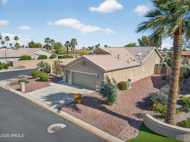15329 W CATALINA Court, Goodyear, AZ 85395