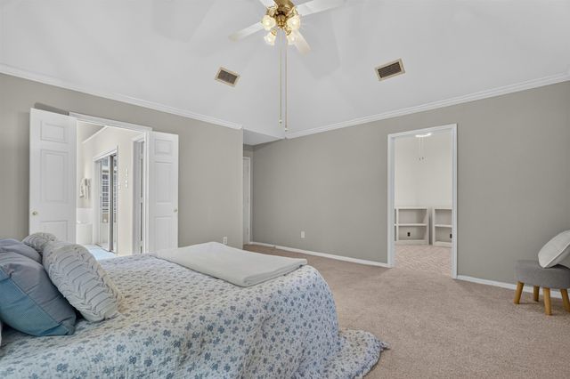 3208 Village Oak Drive, Arlington, TX 76017