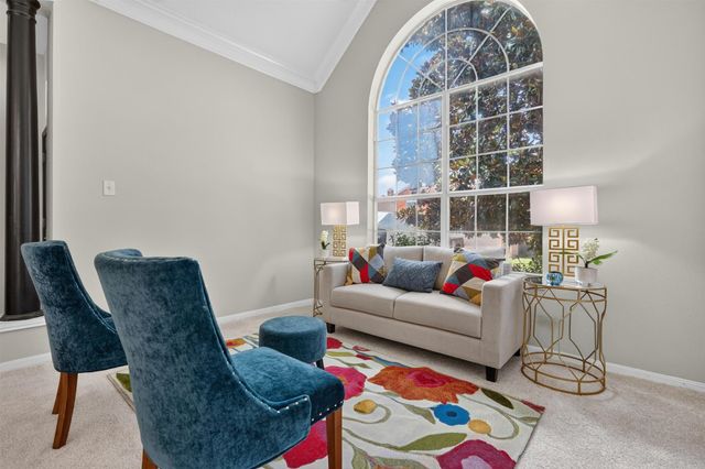 3208 Village Oak Drive, Arlington, TX 76017