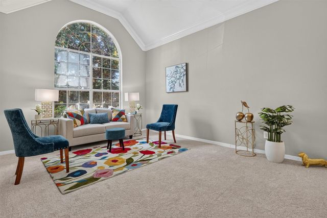 3208 Village Oak Drive, Arlington, TX 76017
