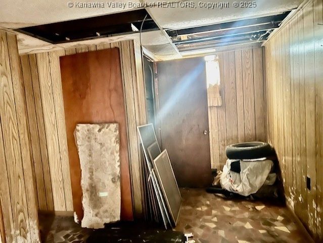 161 Kanawha Avenue, Smithers, WV 25186