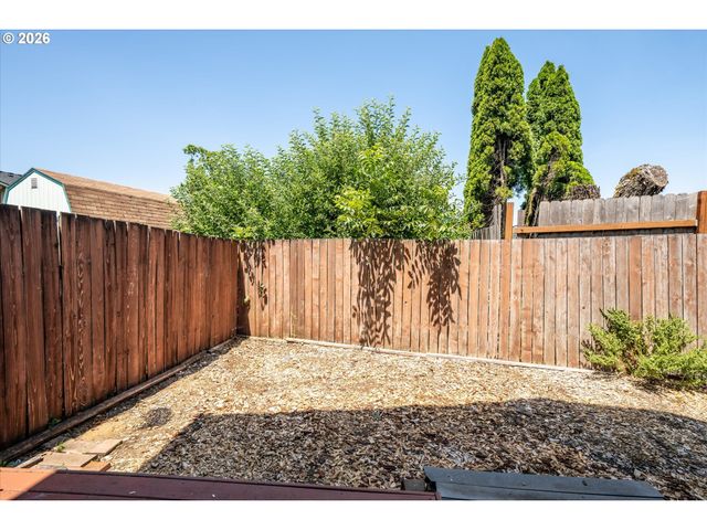 4860 A St, Springfield, OR 97478