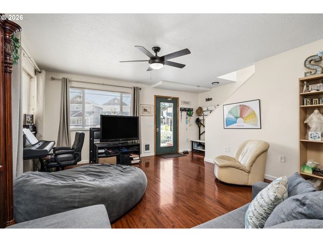 4860 A St, Springfield, OR 97478