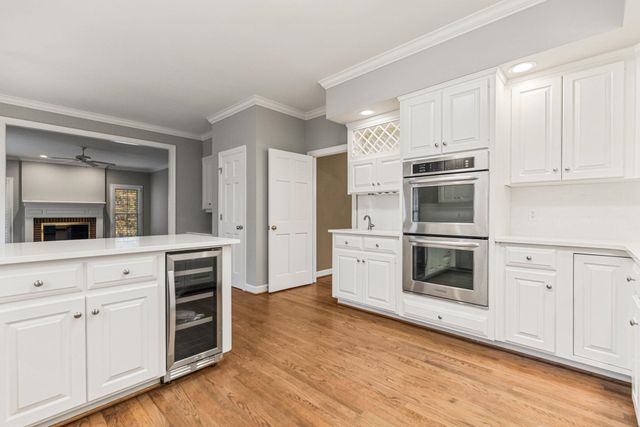 213 E Woodglen Road, Spartanburg, SC 29301