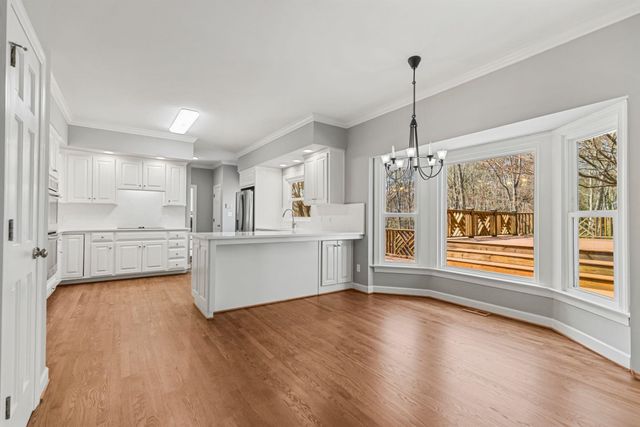 213 E Woodglen Road, Spartanburg, SC 29301