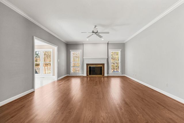 213 E Woodglen Road, Spartanburg, SC 29301