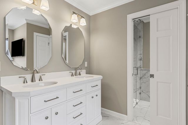 213 E Woodglen Road, Spartanburg, SC 29301