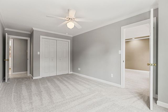 213 E Woodglen Road, Spartanburg, SC 29301