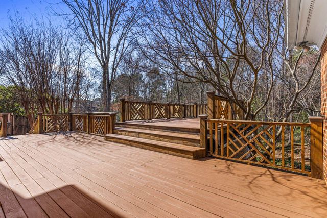 213 E Woodglen Road, Spartanburg, SC 29301