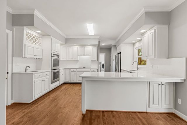 213 E Woodglen Road, Spartanburg, SC 29301