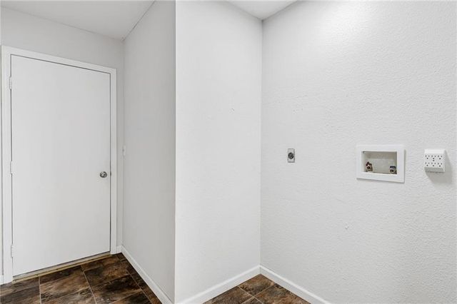 605 E Maple Street, Archie, MO 64725