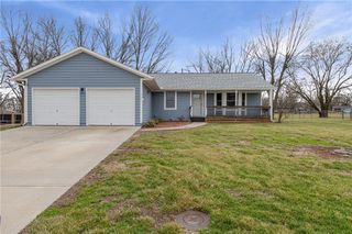 605 E Maple Street, Archie, MO 64725