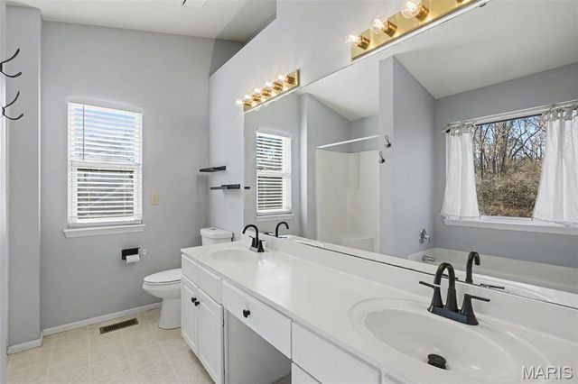 15 Marymount Court, Valley Park, MO 63088