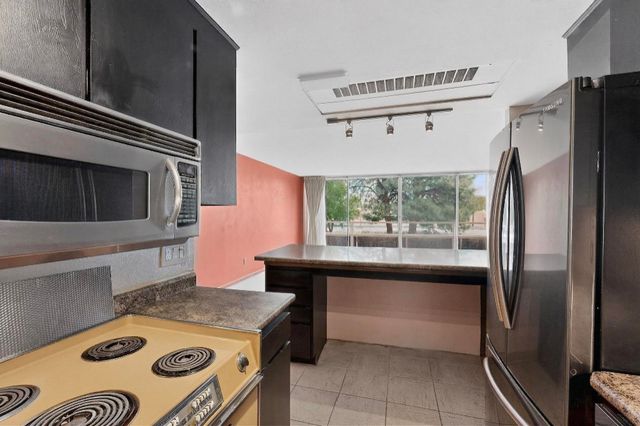1331 Park Avenue SW UNIT 202, Albuquerque, NM 87102