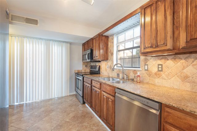 3104 Harbinger Lane, Dallas, TX 75287