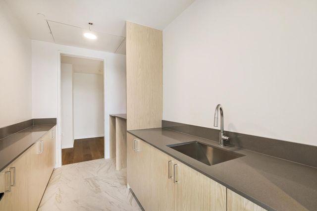 1006 Baylor ST 203, Austin, TX 78703