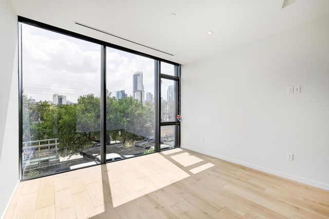 1006 Baylor ST 203, Austin, TX 78703