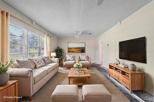 258 Omega Ct, Pensacola, FL 32506