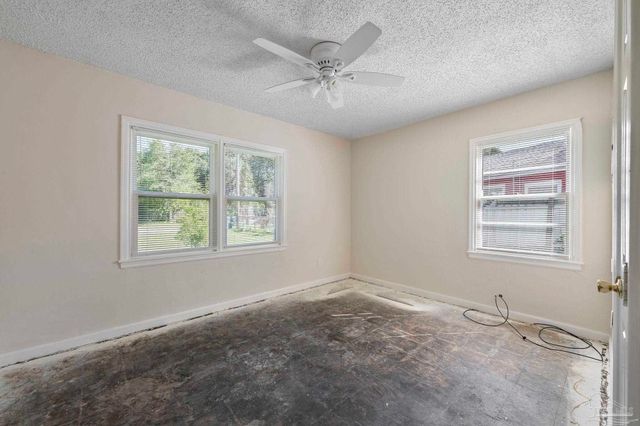 258 Omega Ct, Pensacola, FL 32506