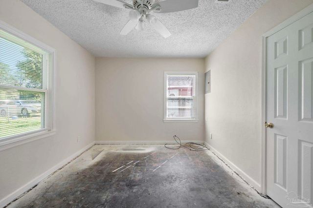 258 Omega Ct, Pensacola, FL 32506