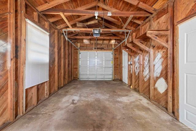 258 Omega Ct, Pensacola, FL 32506