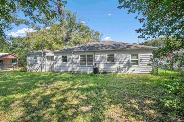 258 Omega Ct, Pensacola, FL 32506