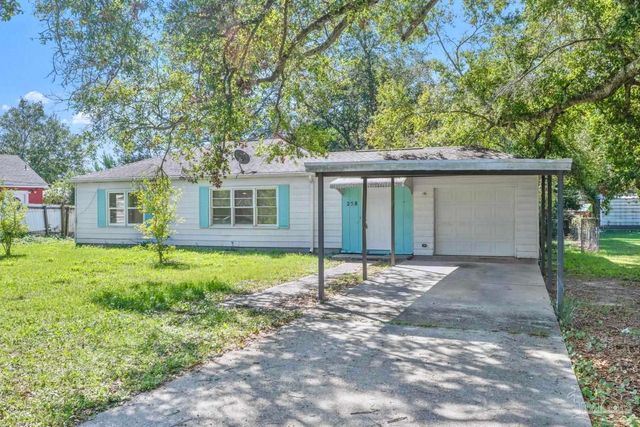 258 Omega Ct, Pensacola, FL 32506