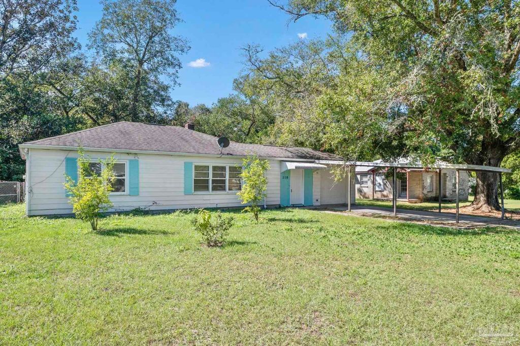 258 Omega Ct, Pensacola, FL 32506
