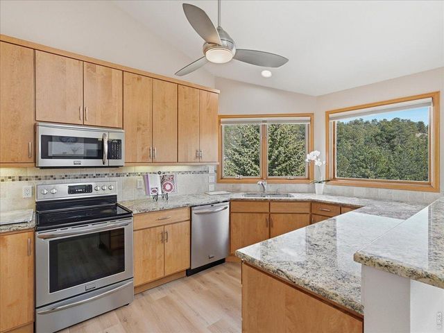 1861 Raven Ave F-1, Estes Park, CO 80517