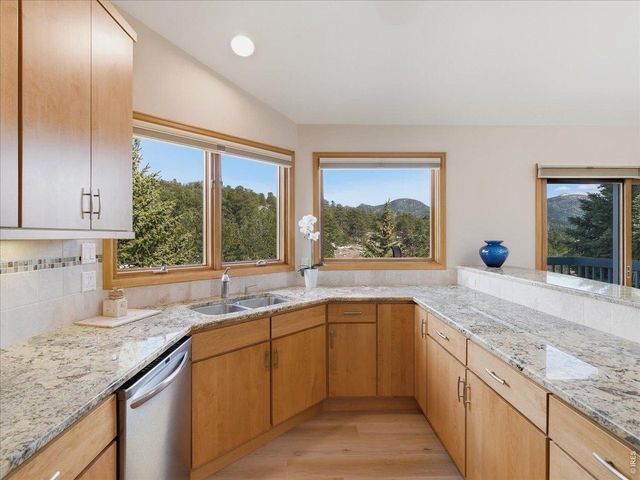 1861 Raven Ave F-1, Estes Park, CO 80517