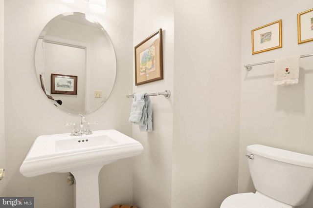 12 JAYSTONE CT, Silver Spring, MD 20905