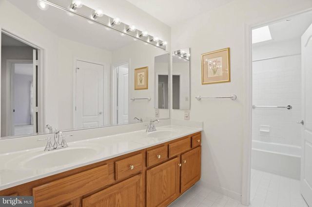 12 JAYSTONE CT, Silver Spring, MD 20905