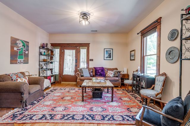 2009 Fairmount Avenue, Fort Worth, TX 76110
