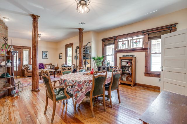 2009 Fairmount Avenue, Fort Worth, TX 76110