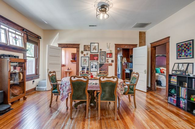 2009 Fairmount Avenue, Fort Worth, TX 76110