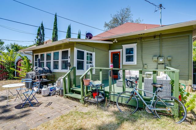 2009 Fairmount Avenue, Fort Worth, TX 76110