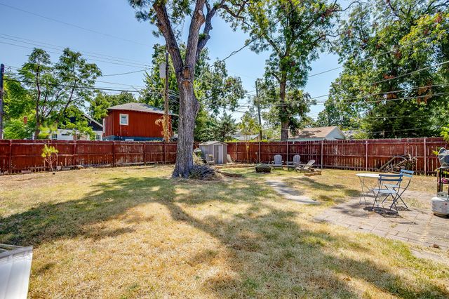 2009 Fairmount Avenue, Fort Worth, TX 76110