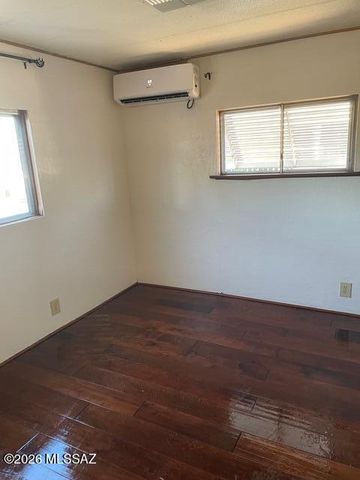 1257 W Garnette Street, Tucson, AZ 85705