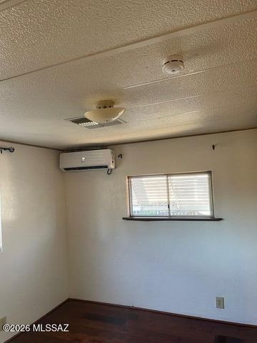 1257 W Garnette Street, Tucson, AZ 85705