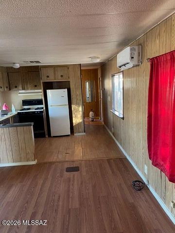 1257 W Garnette Street, Tucson, AZ 85705