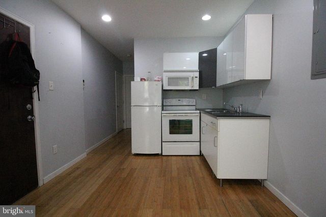 1525 W SEYBERT ST #A, Philadelphia, PA 19121