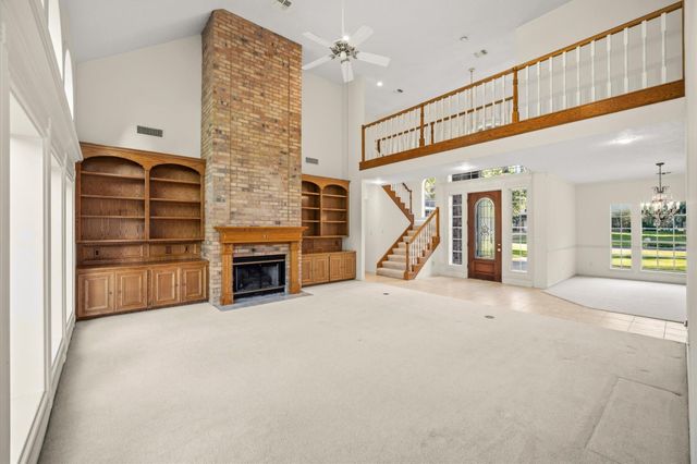 3134 Lake Island Drive, Montgomery, TX 77356