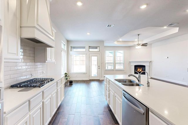 9826 Polk Street, Frisco, TX 75035