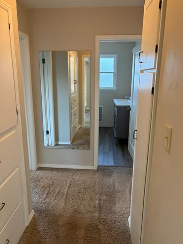 2105 Glendale Ave, Modesto, CA 95354