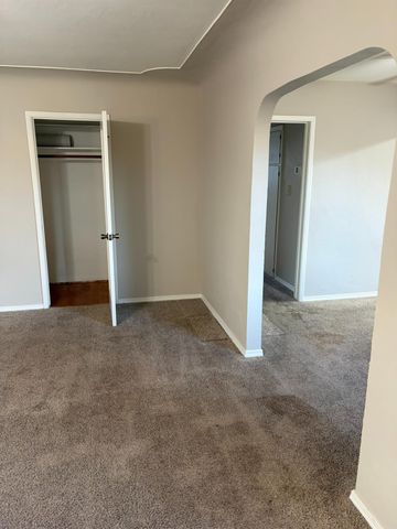 2105 Glendale Ave, Modesto, CA 95354