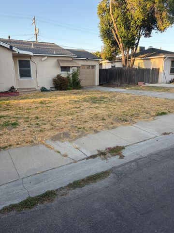 2105 Glendale Ave, Modesto, CA 95354