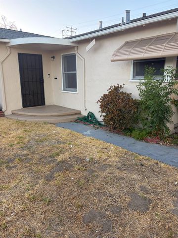 2105 Glendale Ave, Modesto, CA 95354