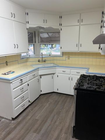 2105 Glendale Ave, Modesto, CA 95354