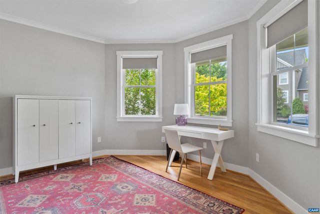 3090 GLEN VALLEY DR, Crozet, VA 22932