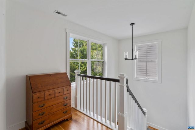 3090 GLEN VALLEY DR, Crozet, VA 22932